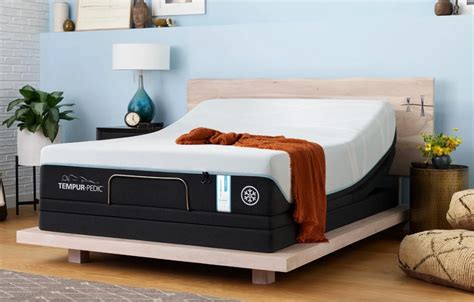 Tempur-Pedic: Closeout sale has deals on best-selling beds, buy 1 get 1 ...