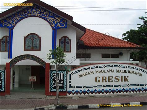 7 Tempat Wisata Pilihan di Gresik Yang Tak Boleh Kamu Lewatkan - Yuk Piknik