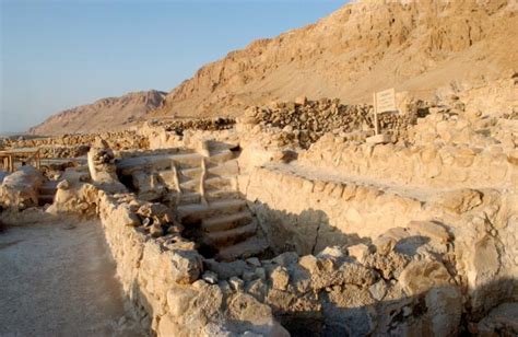 The Dead Sea Scrolls - Introduction