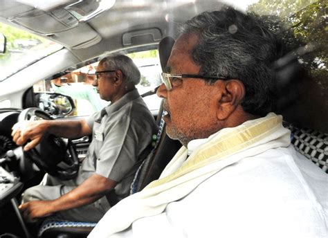 New Delhi : Senior Congress leader Siddaramaiah arrives at the ...