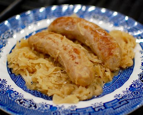 bratwurst sauerkraut slow cooker