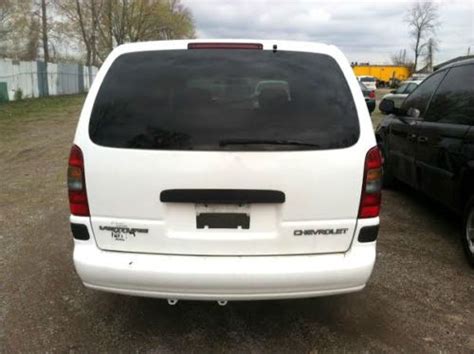 Sell used 2004 Chevrolet Venture Van in Toledo, Ohio, United States