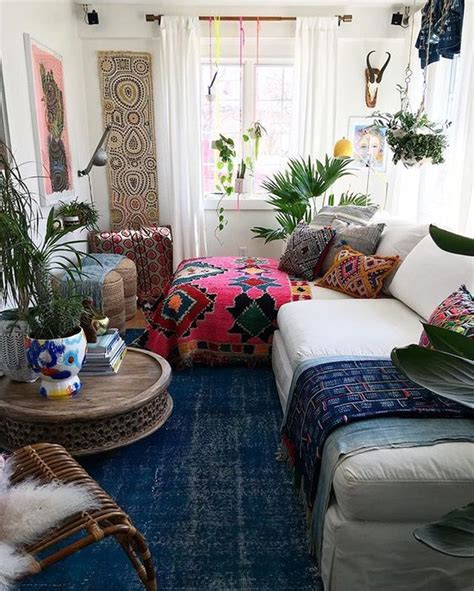 26 Bohemian Living Room Ideas - Decoholic