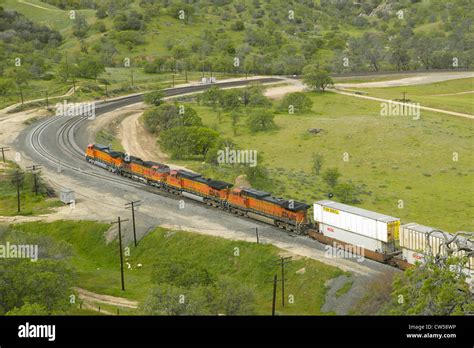 The Tehachapi Train Loop near Tehachapi California historic location ...