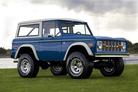 vintage chevy trucks #Classictrucks Early Bronco, Old Ford Bronco, Ford Bronco For Sale, Bronco ...