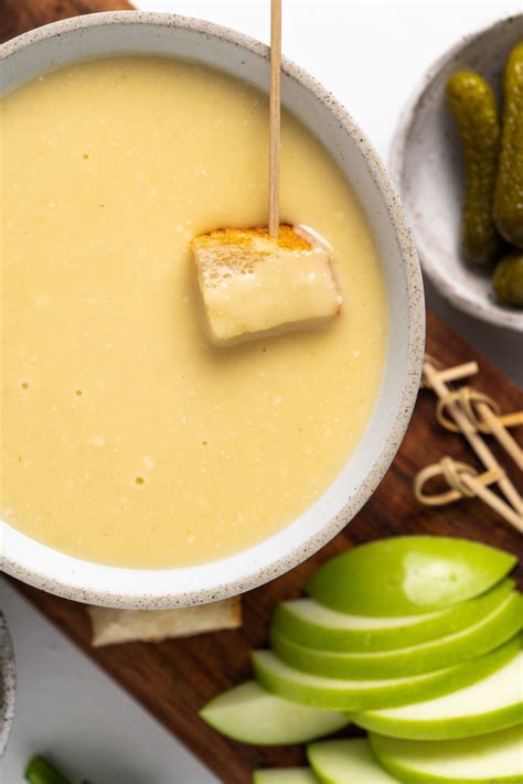 How to Make Cheese Fondue - Recipes For Holidays