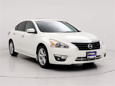 Used Nissan Altima With Sunroof(s) for Sale