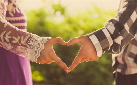 love, Heart, Couple, Hands, Male, Female Wallpapers HD / Desktop and Mobile Backgrounds