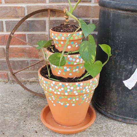 51 DIY Crafts With Terra Cotta Pots for Summer and Fall in 2020 | Tiered planter, Painted terra ...