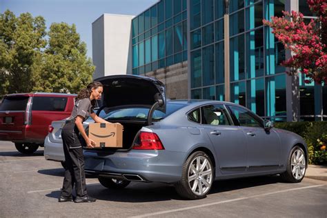 Amazon will now deliver packages to your car