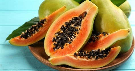 What Is Papaya? (+ Uses and Health Benefits) - Insanely Good