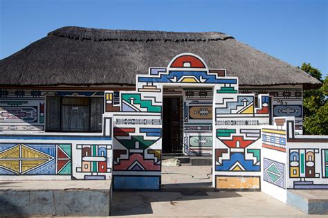 Reinventing Resistance: The Ndebele Tribe’s Geometric Wall Art - ELEPHANT