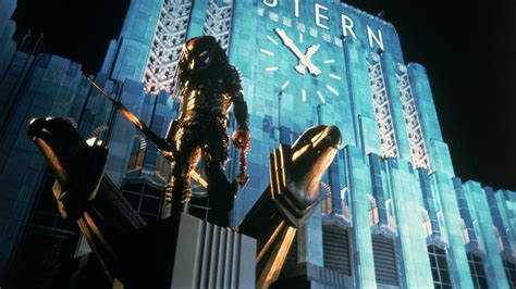 Predator 2 (1990) | Qwipster | Movie Reviews Predator 2 (1990)