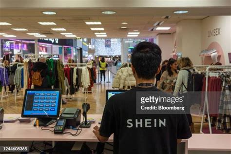 42 Jervis Shopping Centre Stock Photos, High-Res Pictures, and Images - Getty Images