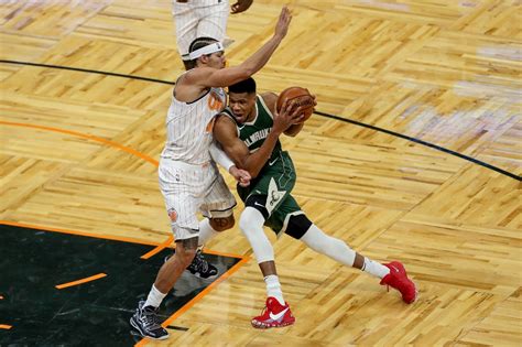 Giannis Antetokounmpo powers Bucks past Magic | Inquirer Sports