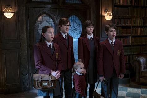 Did Count Olaf Kill The Baudelaires' Parents On 'A Series Of Unfortunate Events'? The Plot ...