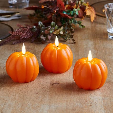 Velas, lámparas y recipientes con forma de calabaza para decorar en Halloween (y todo el otoño ...