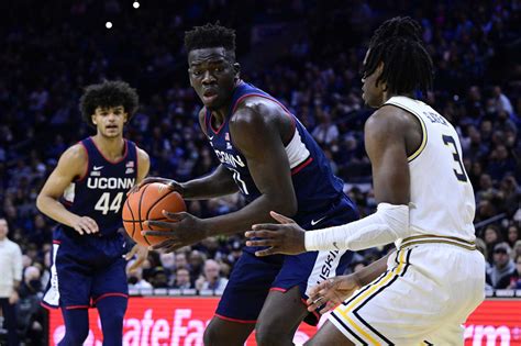 UConn men's basketball team roster breakdown