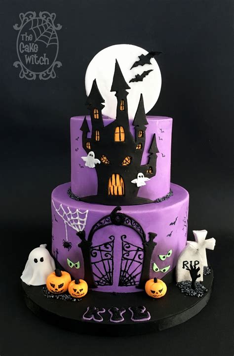 Halloween Cake, scary house | Spooky halloween cakes, Halloween birthday cakes, Halloween cakes