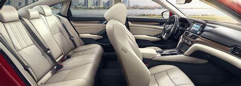 2022 Honda Accord Interior | Ron Bouchard Honda