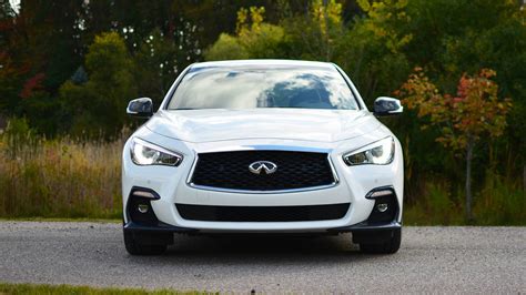 2018 Infiniti Q50 Red Sport 400 Review: Tragically Flawed