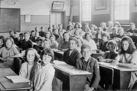 School in Tasmania during 1800s was cold, crowded and six days a week - ABC News