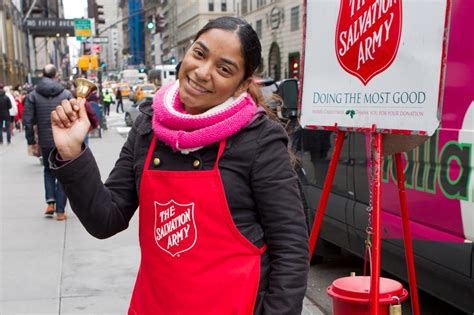 Salvation Army bell-ringers reveal how much they actually rake in