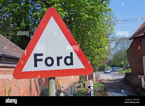 Ford road sign Stock Photo - Alamy