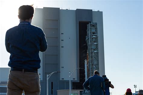 NASA’s megarocket, the Space Launch System, rolls out to its launchpad - The Verge