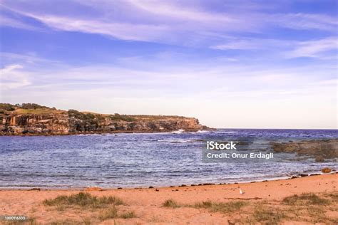 Little Bay Beach Sydney Australia Stock Photo - Download Image Now - Bay of Water, Beach, Cliff ...