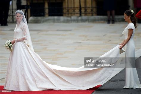 Catherine Middleton and her sister and Maid of Honour Pippa Middleton... News Photo - Getty Images