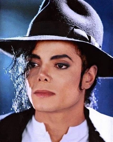 Michael Jackson (Fashion) Hair Trends According to Year - AtoZ Hairstyles