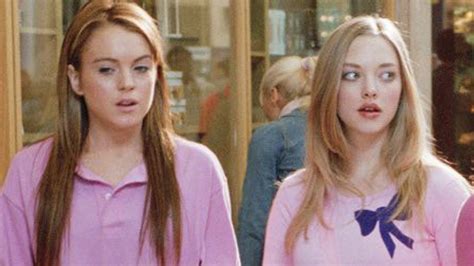 Lindsay Lohan and Amanda Seyfried Have 'Mean Girls' Reunion, Talk ...