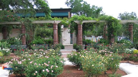 Winter Park, Florida | The Rose Garden at Central Park - RE/MAX