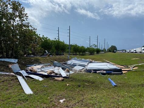 VIDEO: Tornado in Seminole County, storm damage on I-75 in central Florida | WPEC