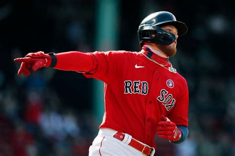 Boston Red Sox’s Alex Verdugo was ‘pointing everywhere’ during home run ...