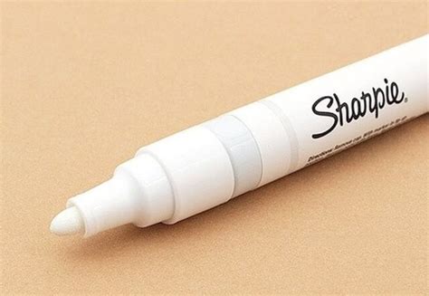 White Sharpie Oil Based Paint Marker Medium Point Permanent Glass ...