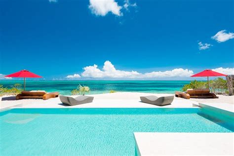 Turks and Caicos Honeymoon | The Best Places to Stay, Eat and Relax