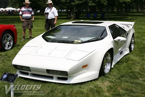 1992 Vector W8 Twin Turbo information