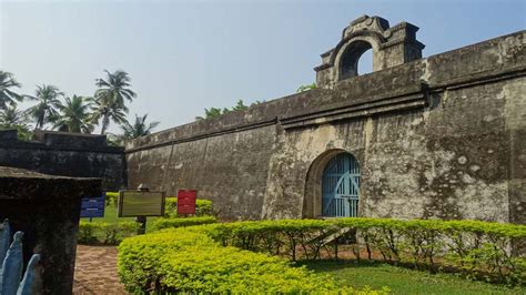 Anchuthengu Fort - Whispering Tales of Past Wonder and Magnificence | Forts of Kerala | Travel ...