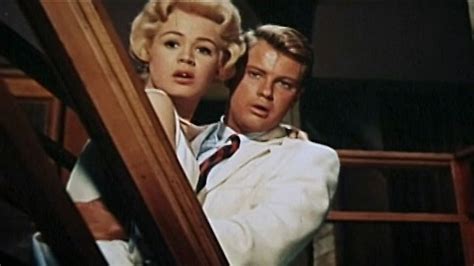 Watch Summer Place Online | 1959 Movie | Yidio