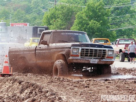 🔥 [40+] Mud Truck Wallpapers for Desktop | WallpaperSafari