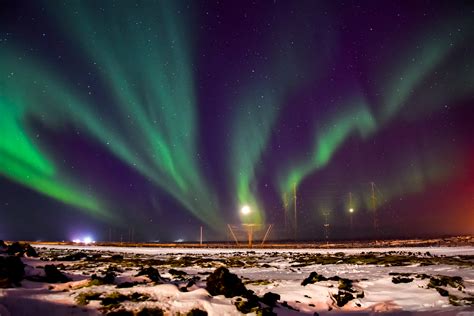 Happy Northern Lights Tour from Reykjavík | Guide to Iceland