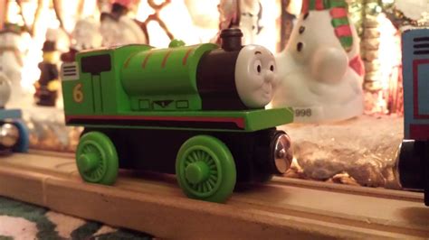 Thomas Wooden Railway Reviews: 2002 Percy the Small Engine - YouTube