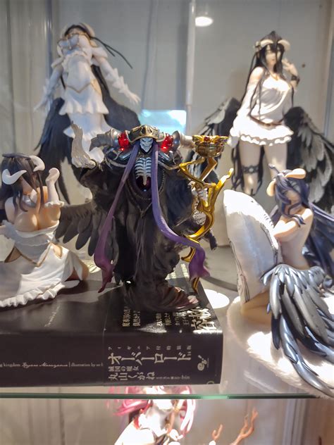 Finally got an Ainz Ooal Gown for my collection! : r/overlord