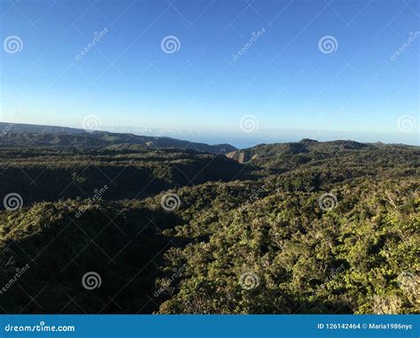 Sunrise at Kalalau Valley Lookout in Waimea Canyon on Kauai Island ...