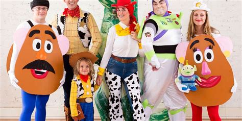 Reach for the Sky With This 'Toy Story' Group Halloween Costume - Brit + Co