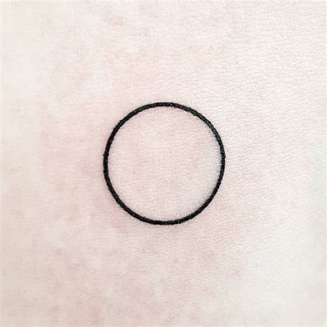 Perfect minimalist circle tattoo - Tattoogrid.net