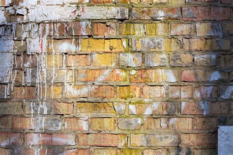 How To Remove Spray Paint From Brick Wall | Psoriasisguru.com