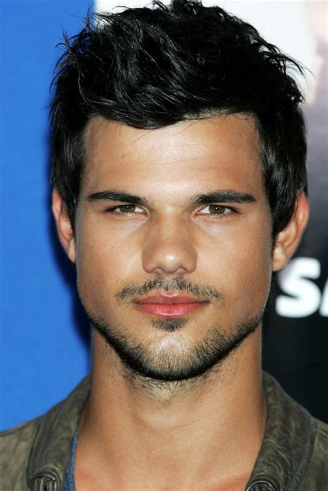 Taylor Lautner Picture 244 - New York Premiere of Grown Ups 2